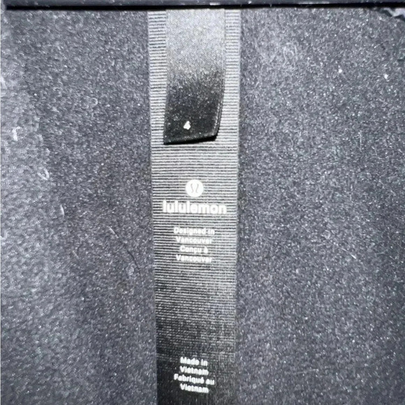 Lululemon All Days Softshell Wool Peacoat Charcoal Gray Women’s 4 - Picture 5 of 8